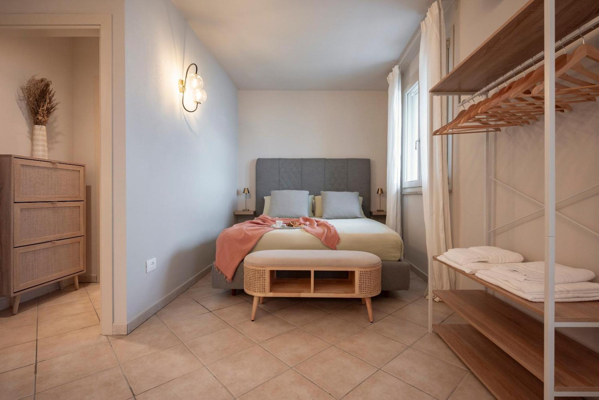 Zefiro Apartments San Vincenzo Ngoại thất bức ảnh