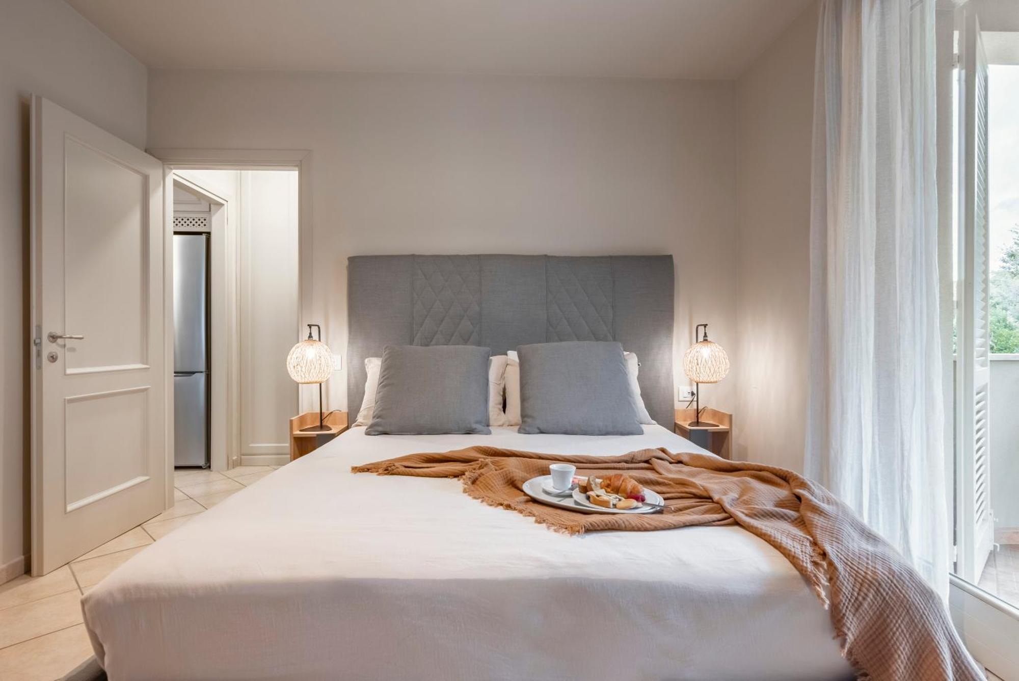 Zefiro Apartments San Vincenzo Ngoại thất bức ảnh