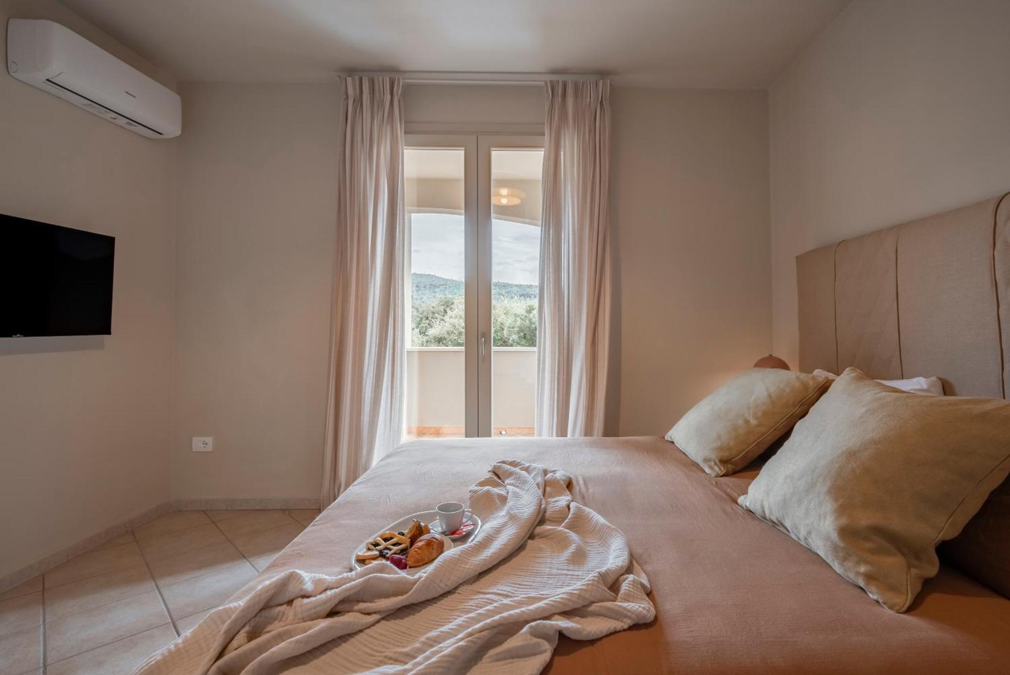 Zefiro Apartments San Vincenzo Ngoại thất bức ảnh